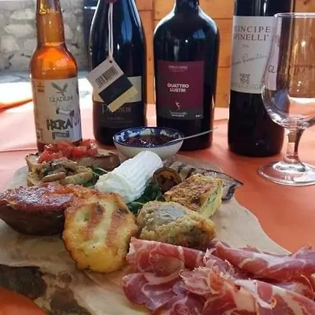 Badolato Casa Vacanze 3 Matrimoniali 아파트 *