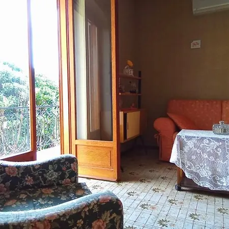 Badolato Casa Vacanze 3 Matrimoniali *
